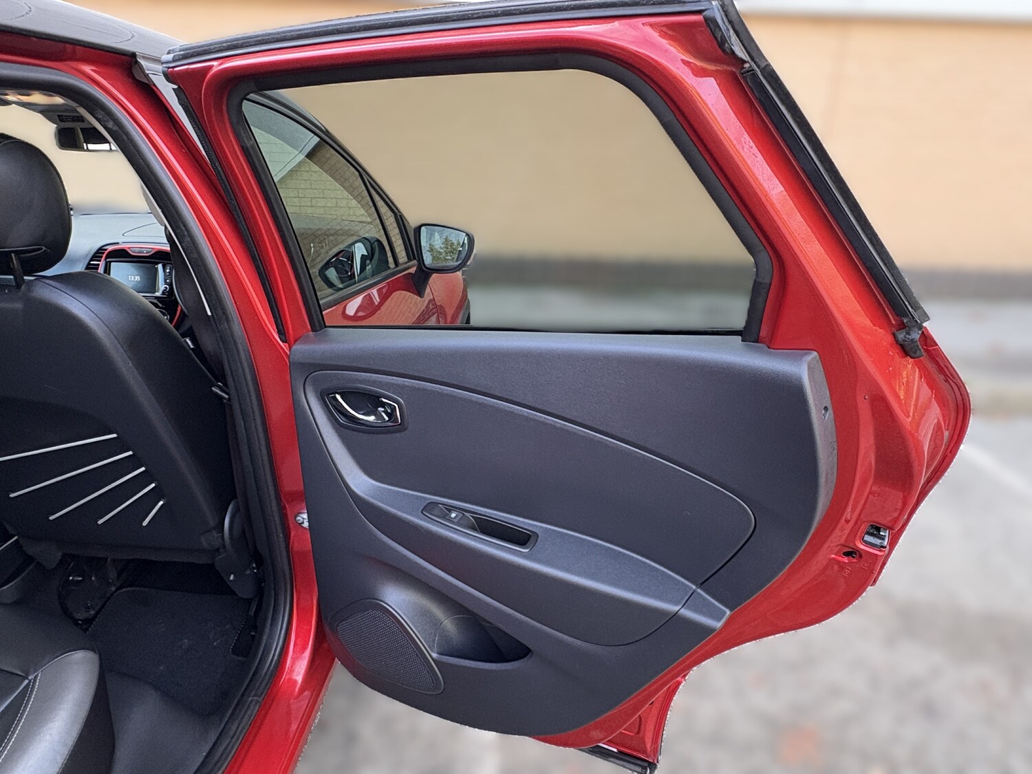 Used Renault Captur 2016 for sale - 76334663: Photo 25