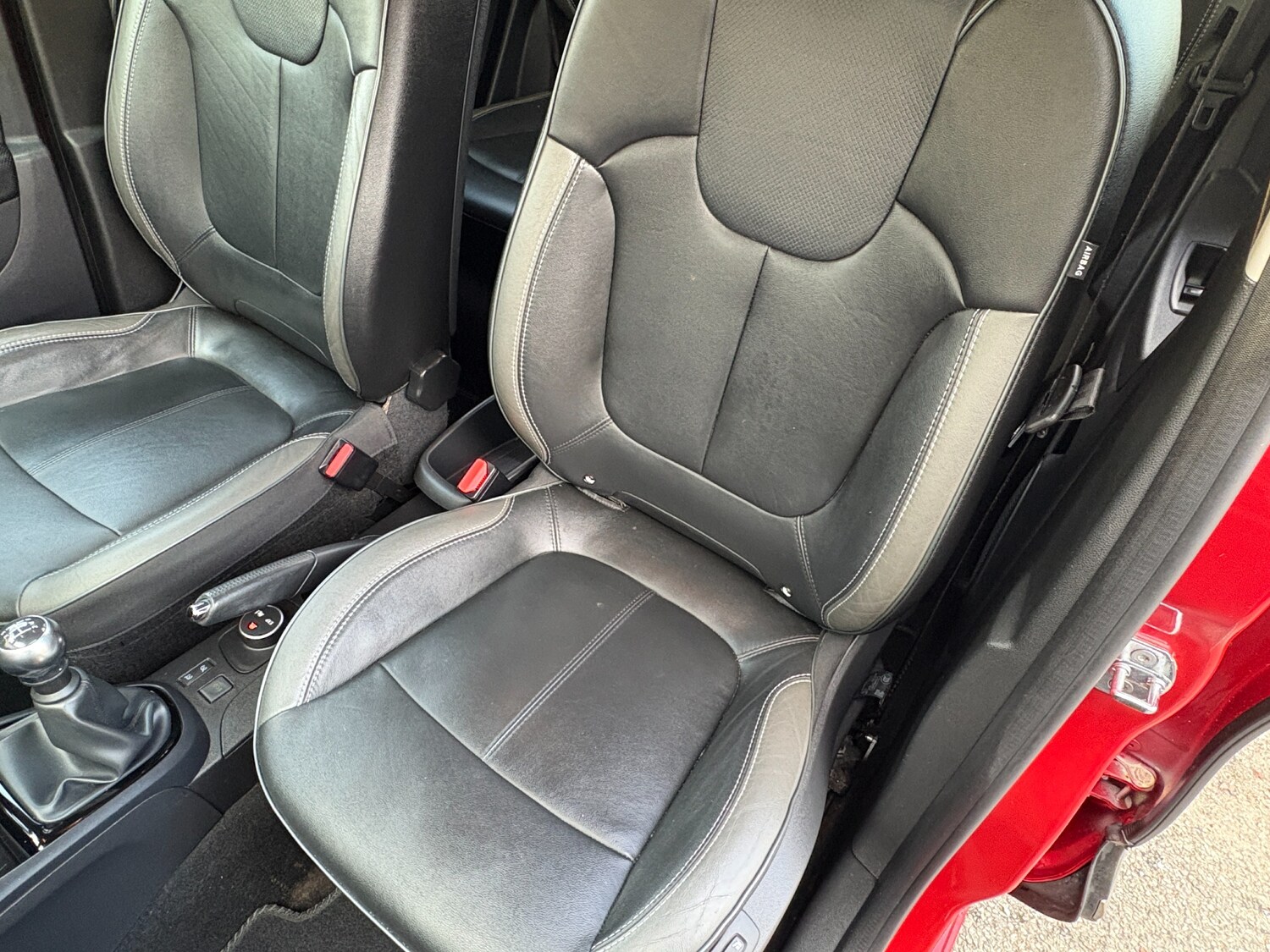 Used Renault Captur 2016 for sale - 76334663: Photo 32