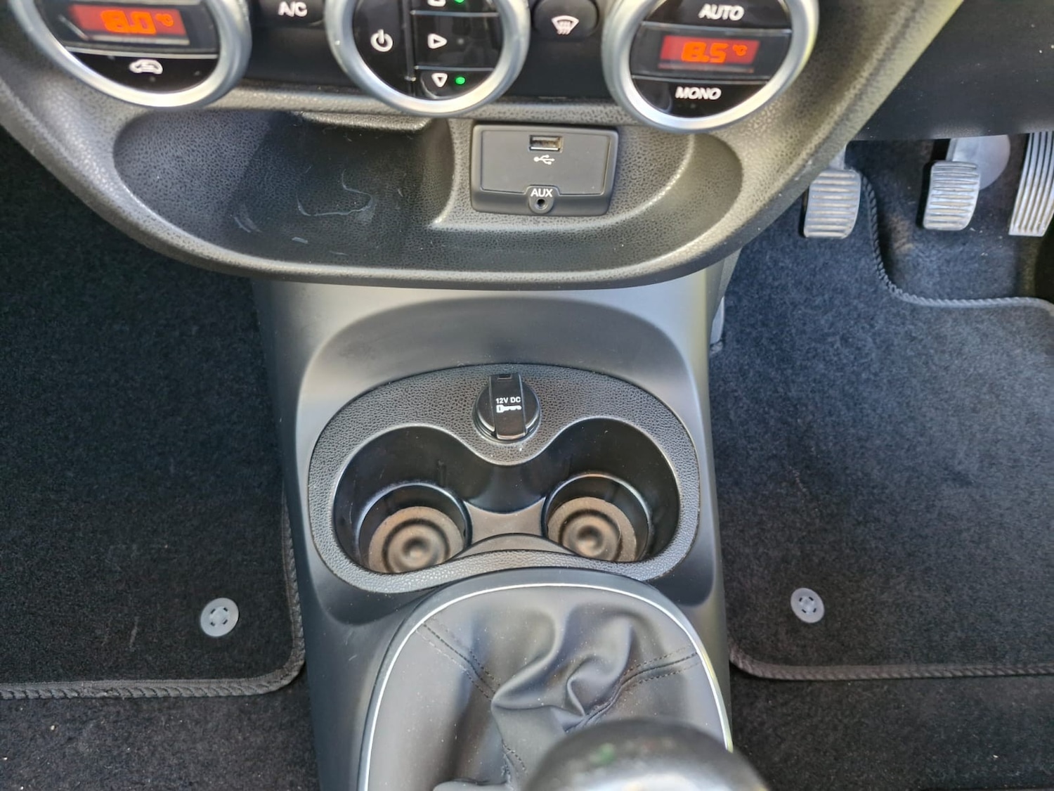 Used Fiat 500L 2013 for sale - 76783343: Photo 21