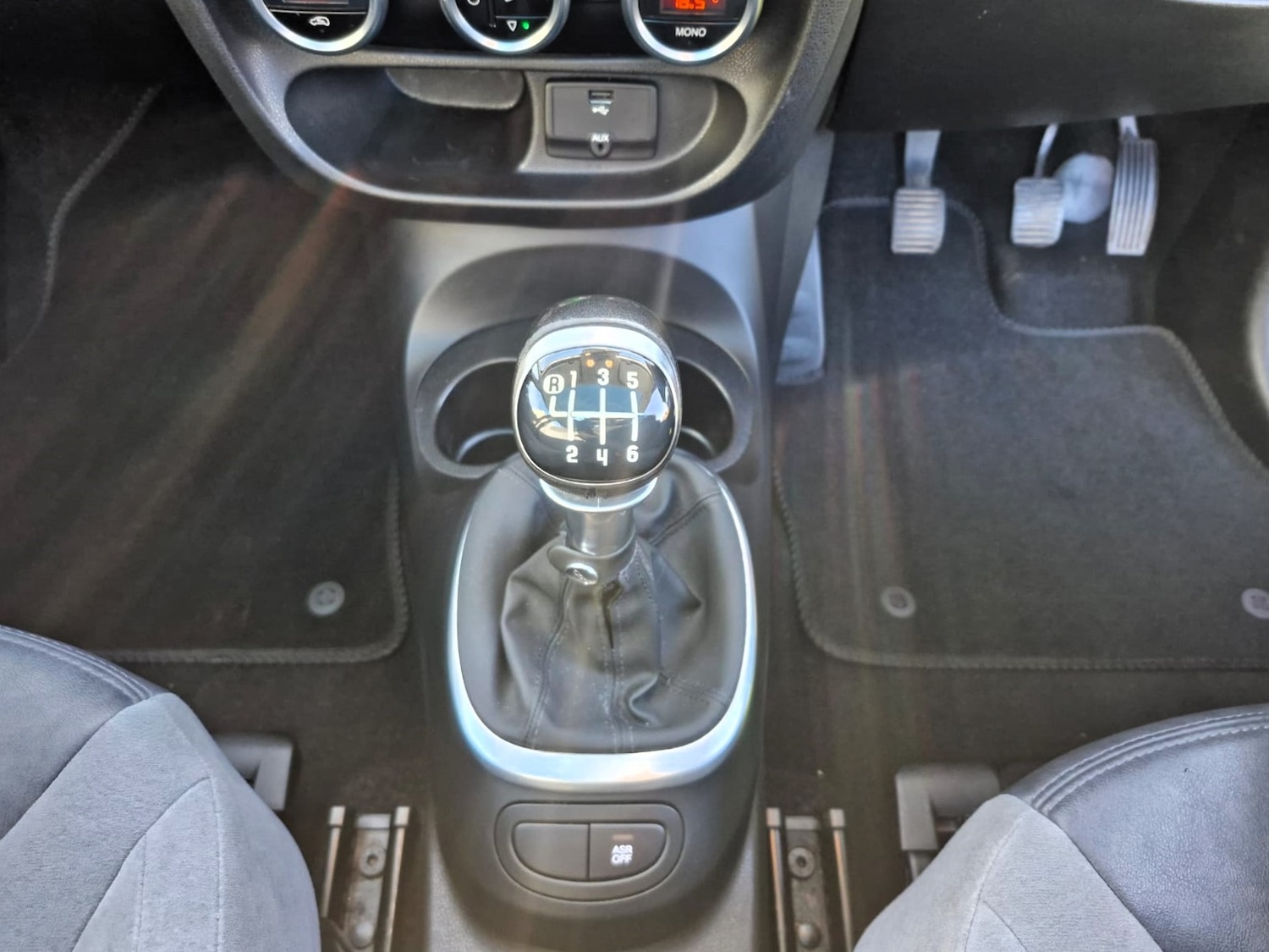 Used Fiat 500L 2013 for sale - 76783343: Photo 22