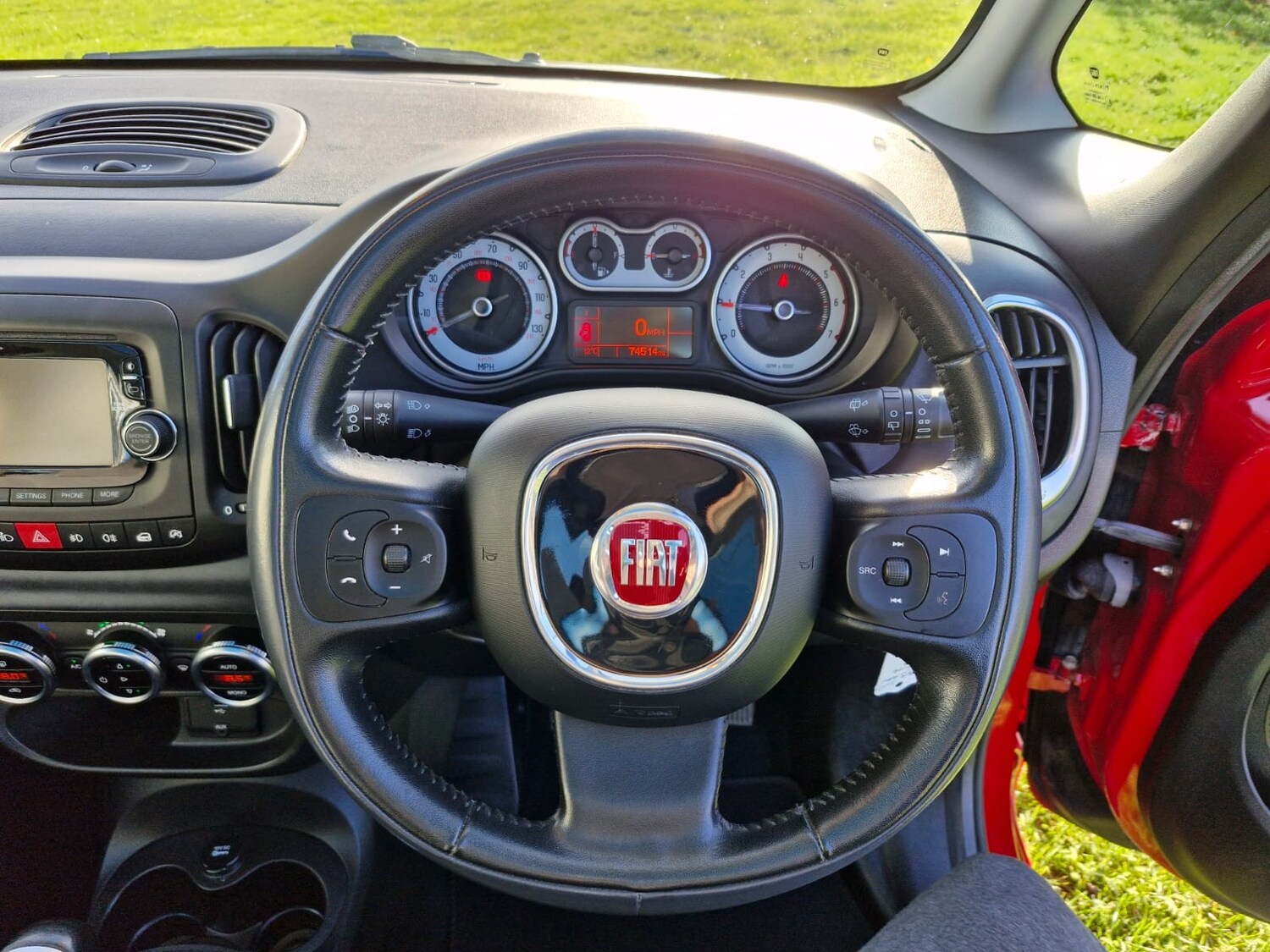Used Fiat 500L 2013 for sale - 76783343: Photo 24