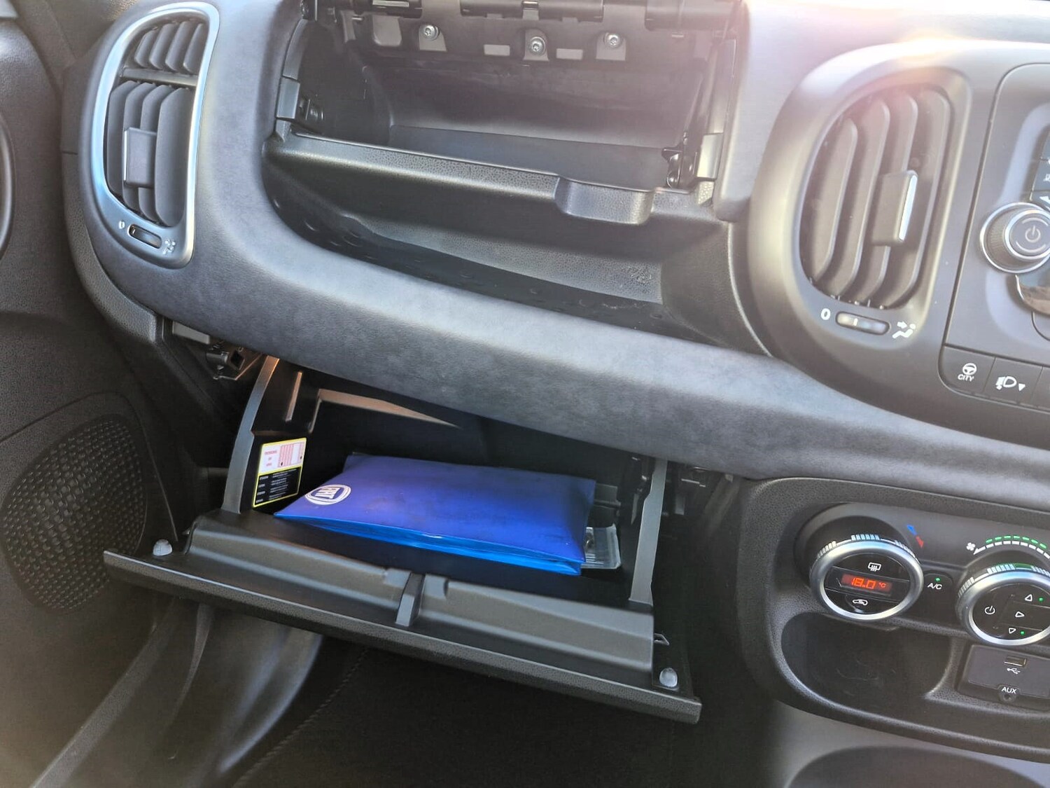 Used Fiat 500L 2013 for sale - 76783343: Photo 28