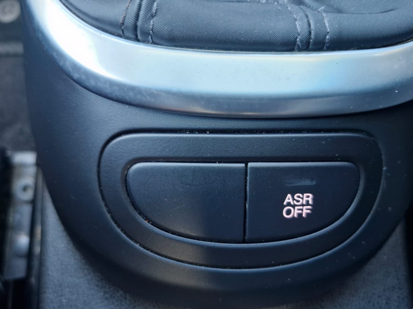 Used Fiat 500L 2013 for sale - 76783343: Photo 32