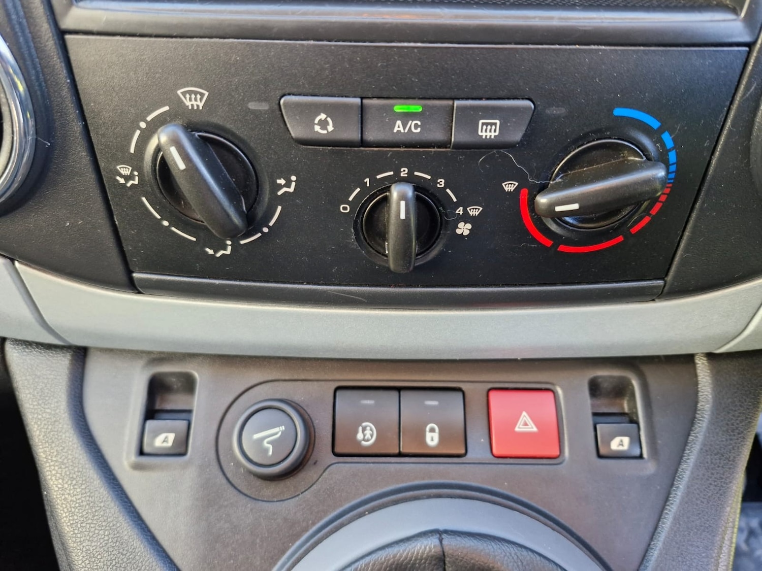 Used Citroen Berlingo 2013 for sale - 76739401: Photo 29