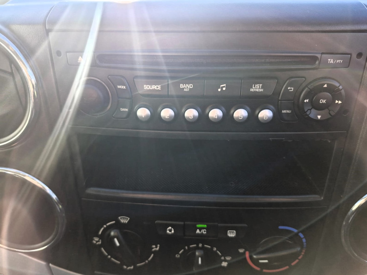 Used Citroen Berlingo 2013 for sale - 76739401: Photo 30