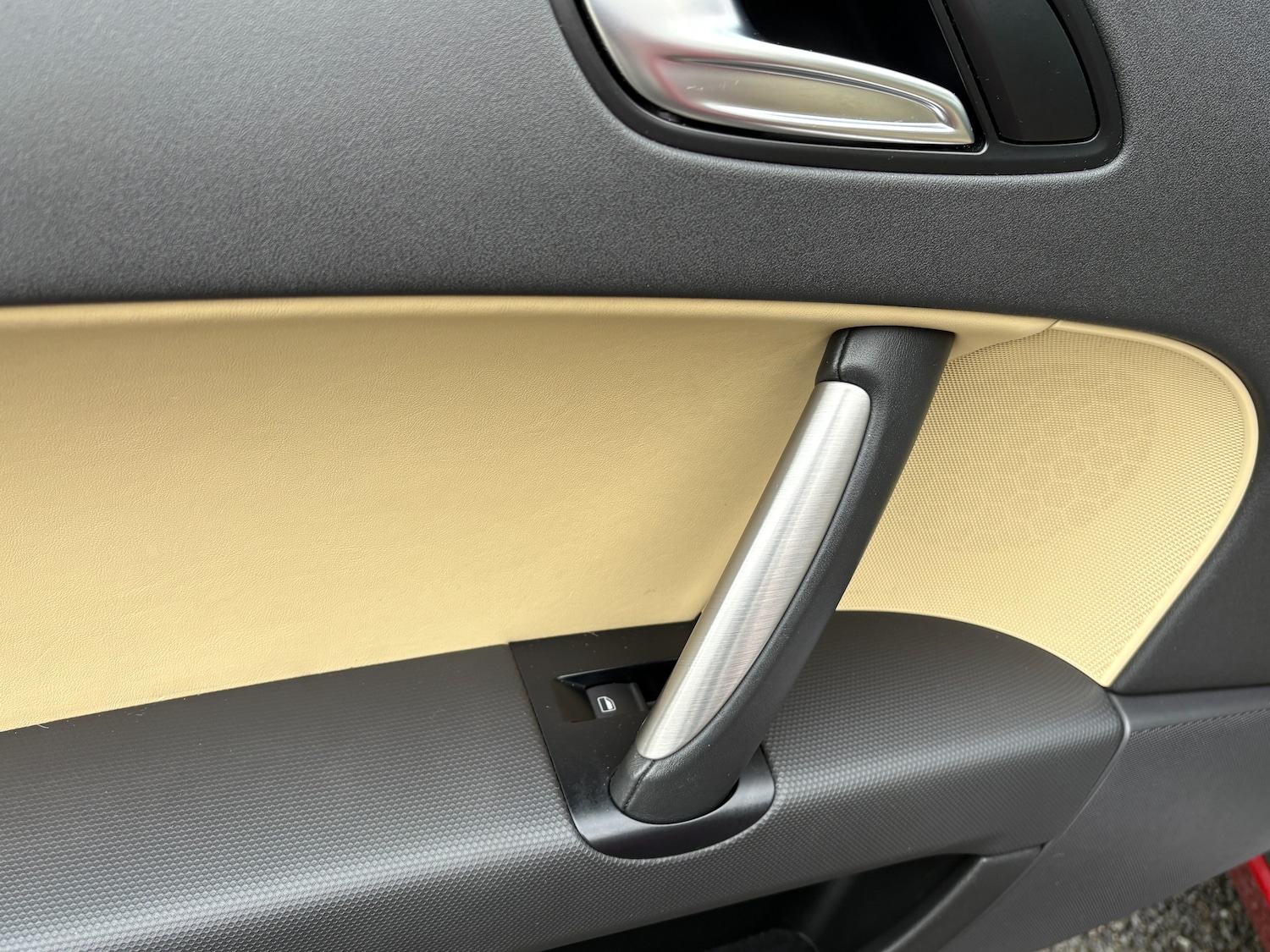 Used Audi TT 2010 for sale - 76836541: Photo 16