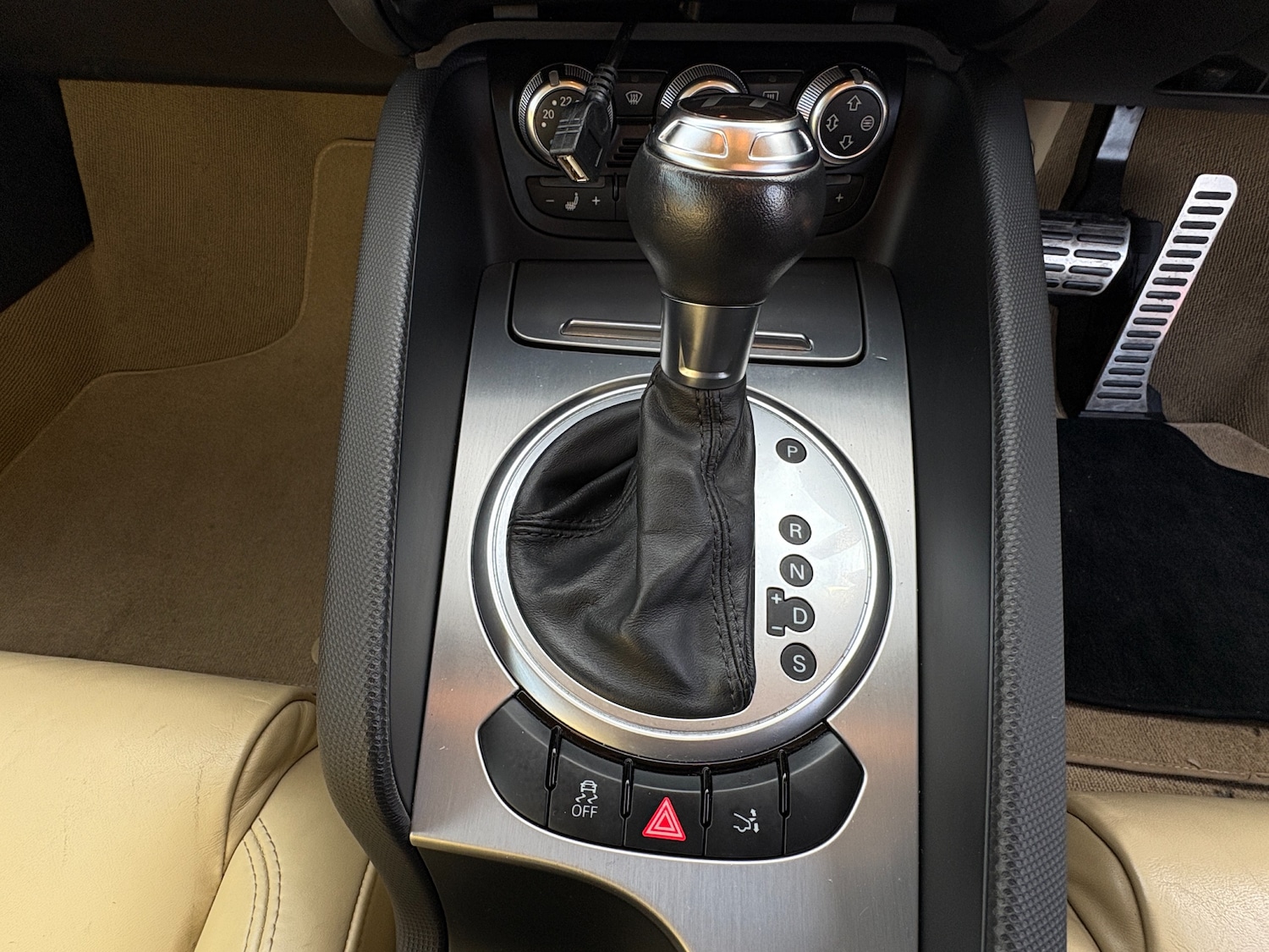 Used Audi TT 2010 for sale - 76836541: Photo 20