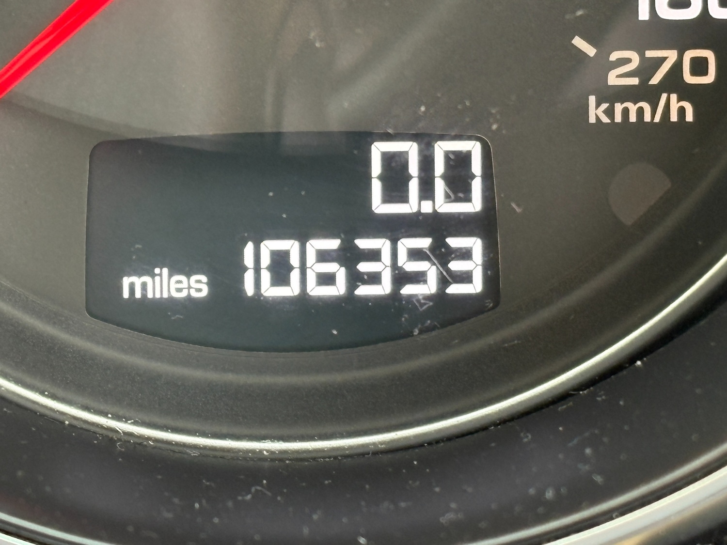 Used Audi TT 2010 for sale - 76836541: Photo 24