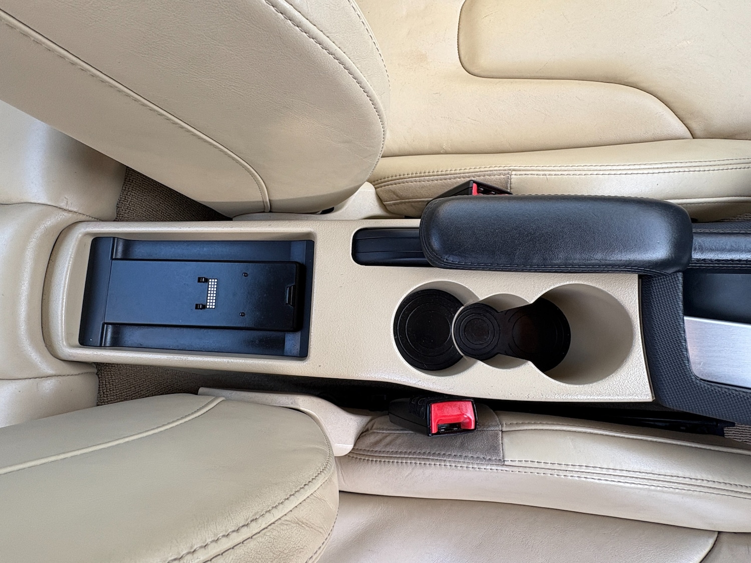 Used Audi TT 2010 for sale - 76836541: Photo 26