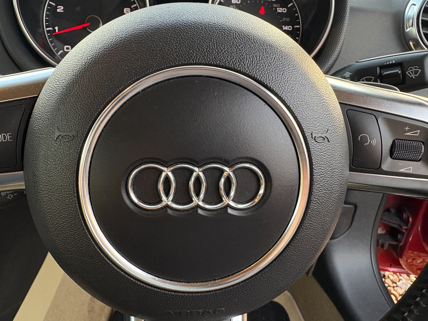 Used Audi TT 2010 for sale - 76836541: Photo 34