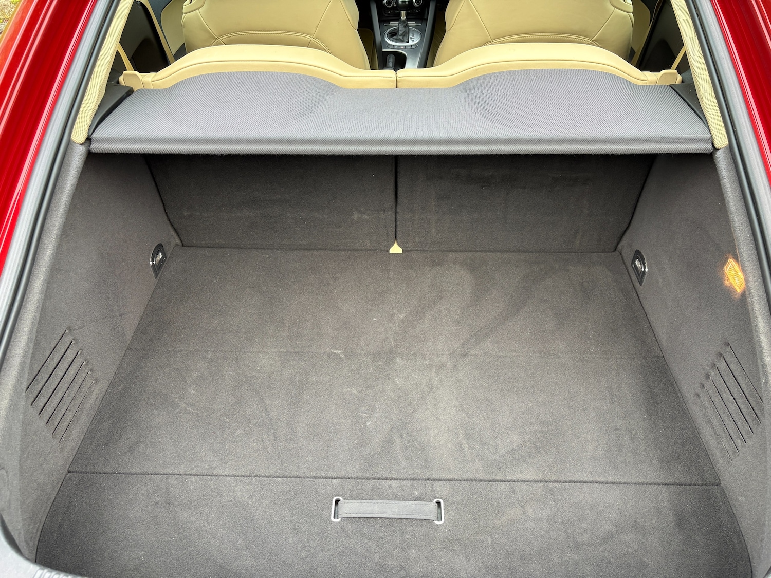 Used Audi TT 2010 for sale - 76836541: Photo 8