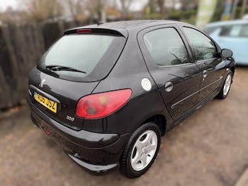 Used Peugeot 206 2006 for sale - 76777424: Photo