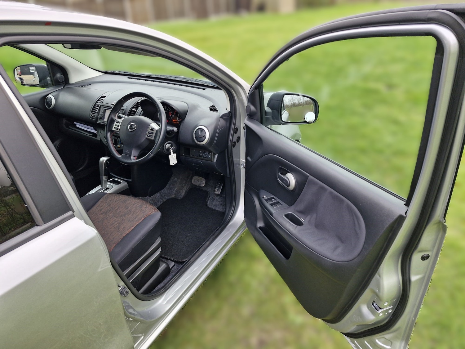 Used Nissan Note 2010 for sale - 77382125: Photo 10