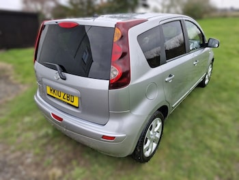 Used Nissan Note 2010 for sale - 77382125: Photo