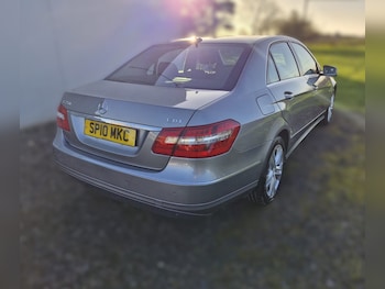 Used Mercedes-Benz E Class 2010 for sale - 78948081: Photo