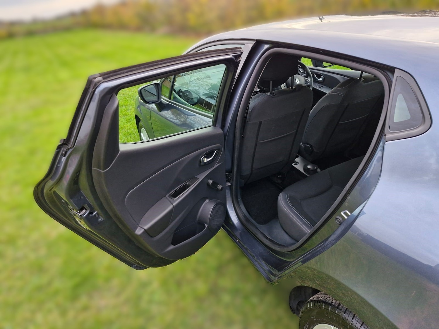 Used Renault Clio 2017 for sale - 76518091: Photo 18