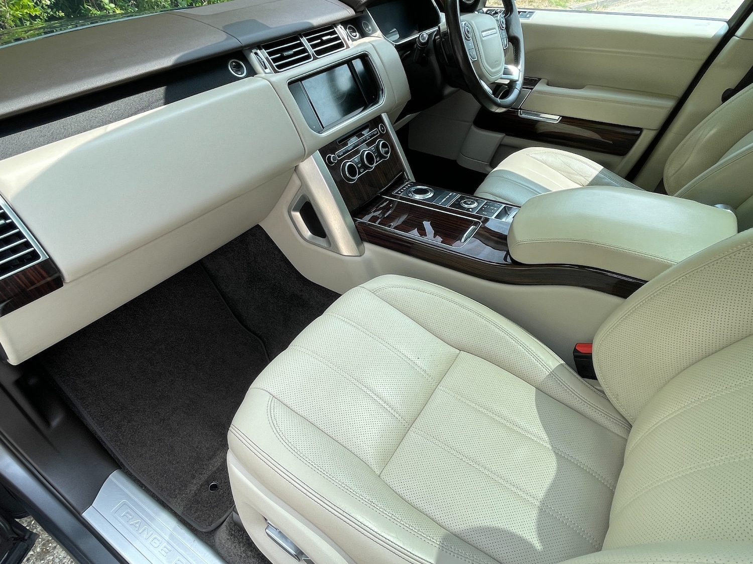 Used Land Rover Range Rover 2015 for sale - 76064995: Photo 18