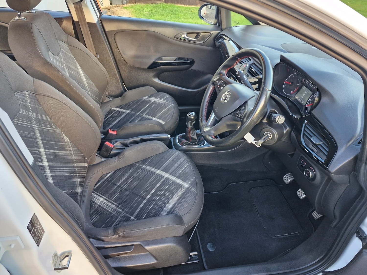 Used Vauxhall Corsa 2015 for sale - 76569312: Photo 12