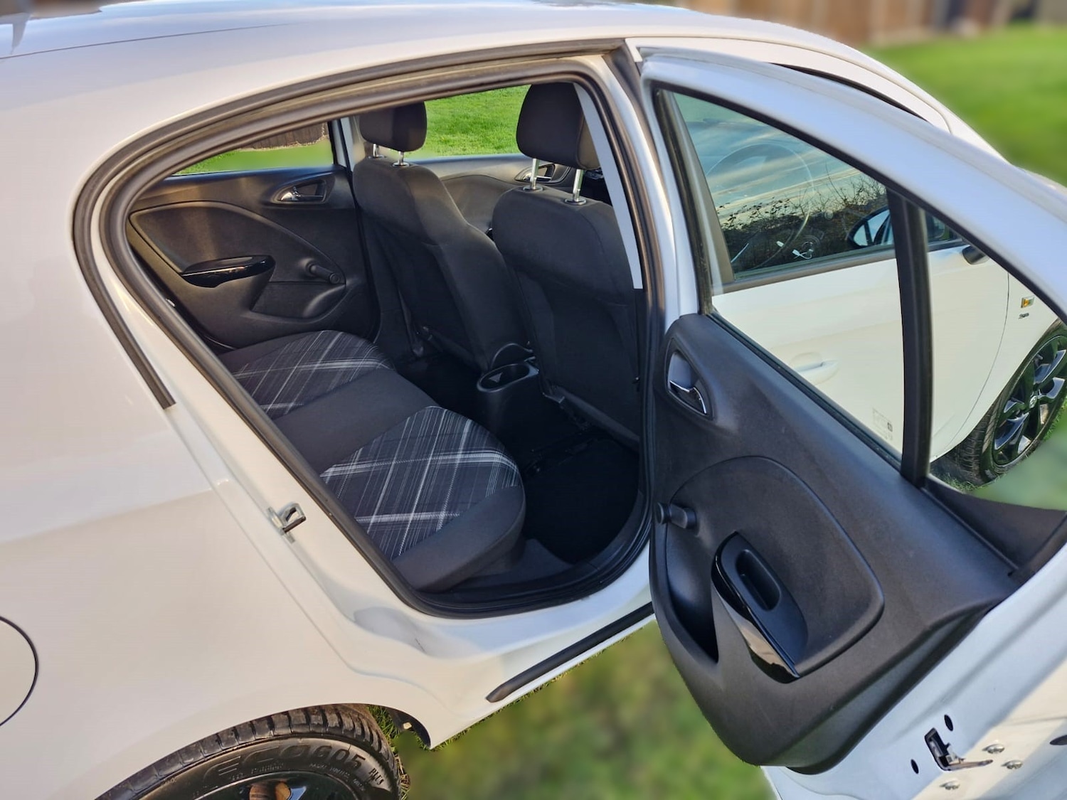 Used Vauxhall Corsa 2015 for sale - 76569312: Photo 25