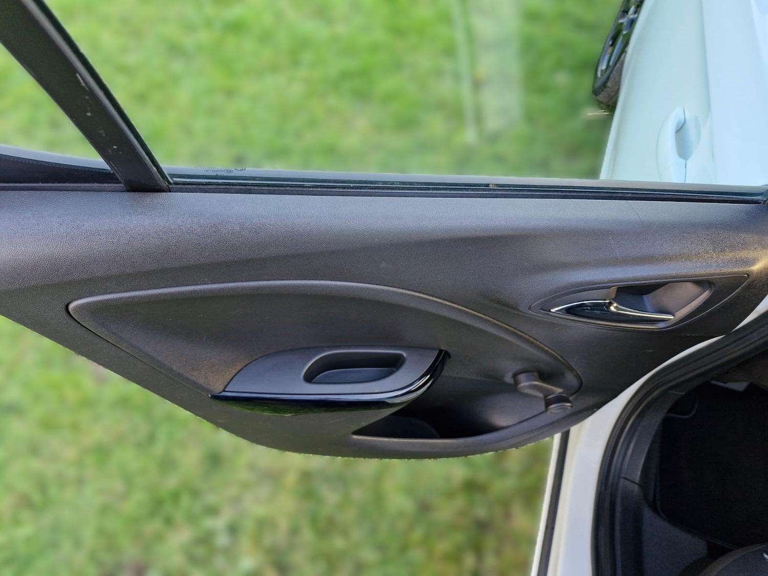 Used Vauxhall Corsa 2015 for sale - 76569312: Photo 28