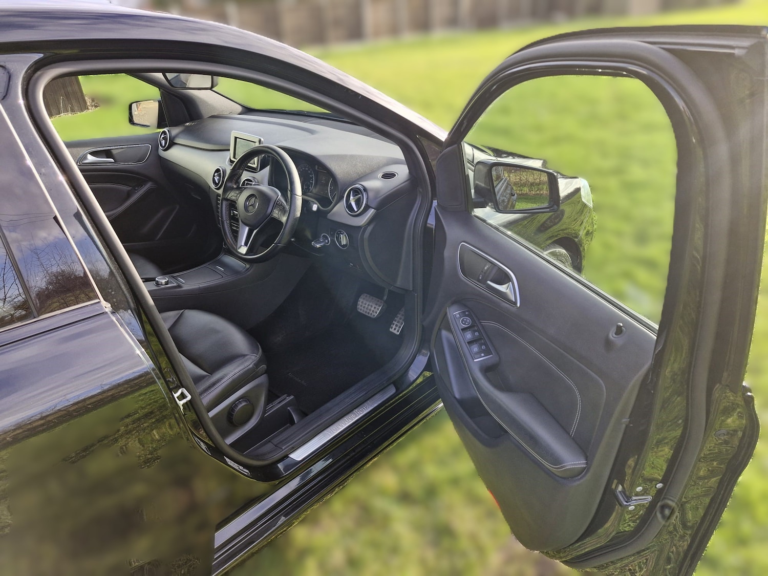 Used Mercedes-Benz B Class 2014 for sale - 77096097: Photo 10