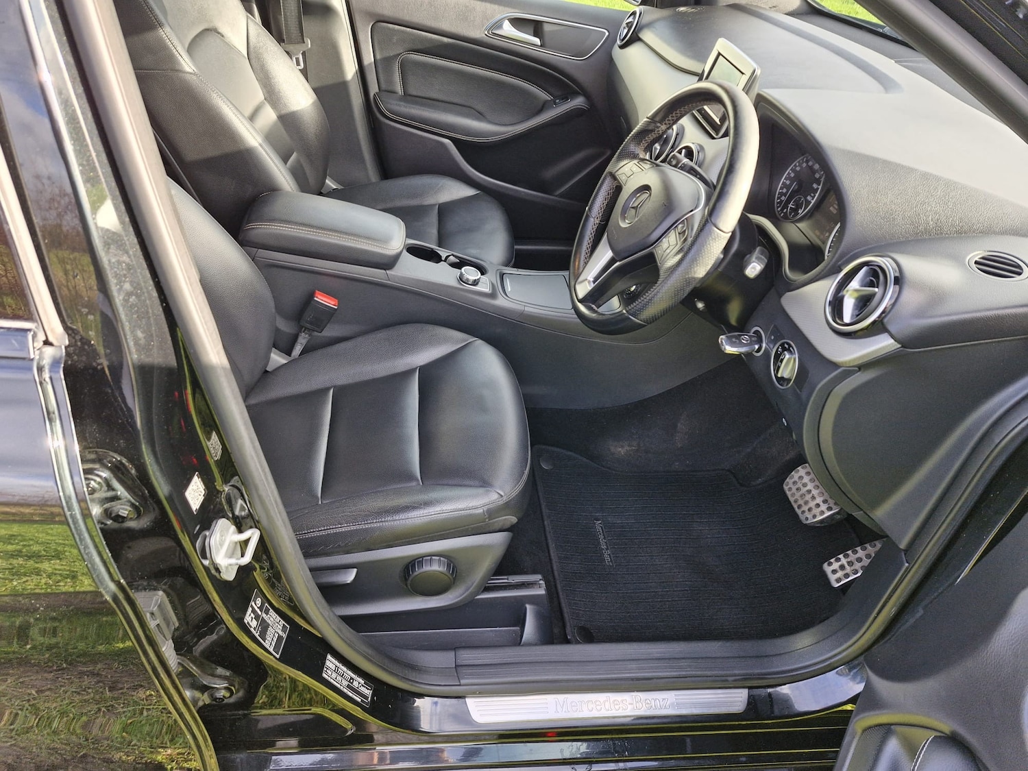 Used Mercedes-Benz B Class 2014 for sale - 77096097: Photo 12