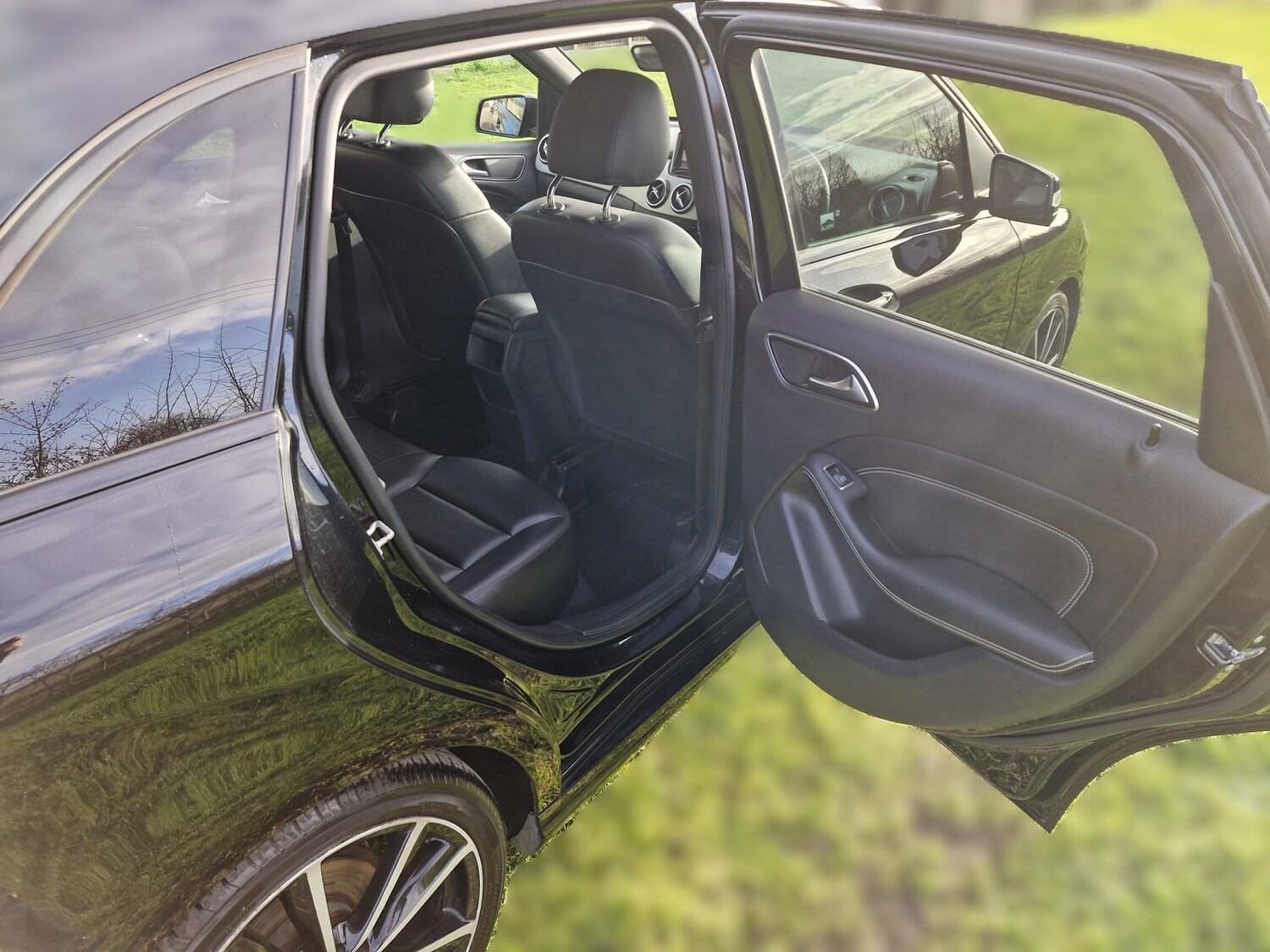 Used Mercedes-Benz B Class 2014 for sale - 77096097: Photo 25