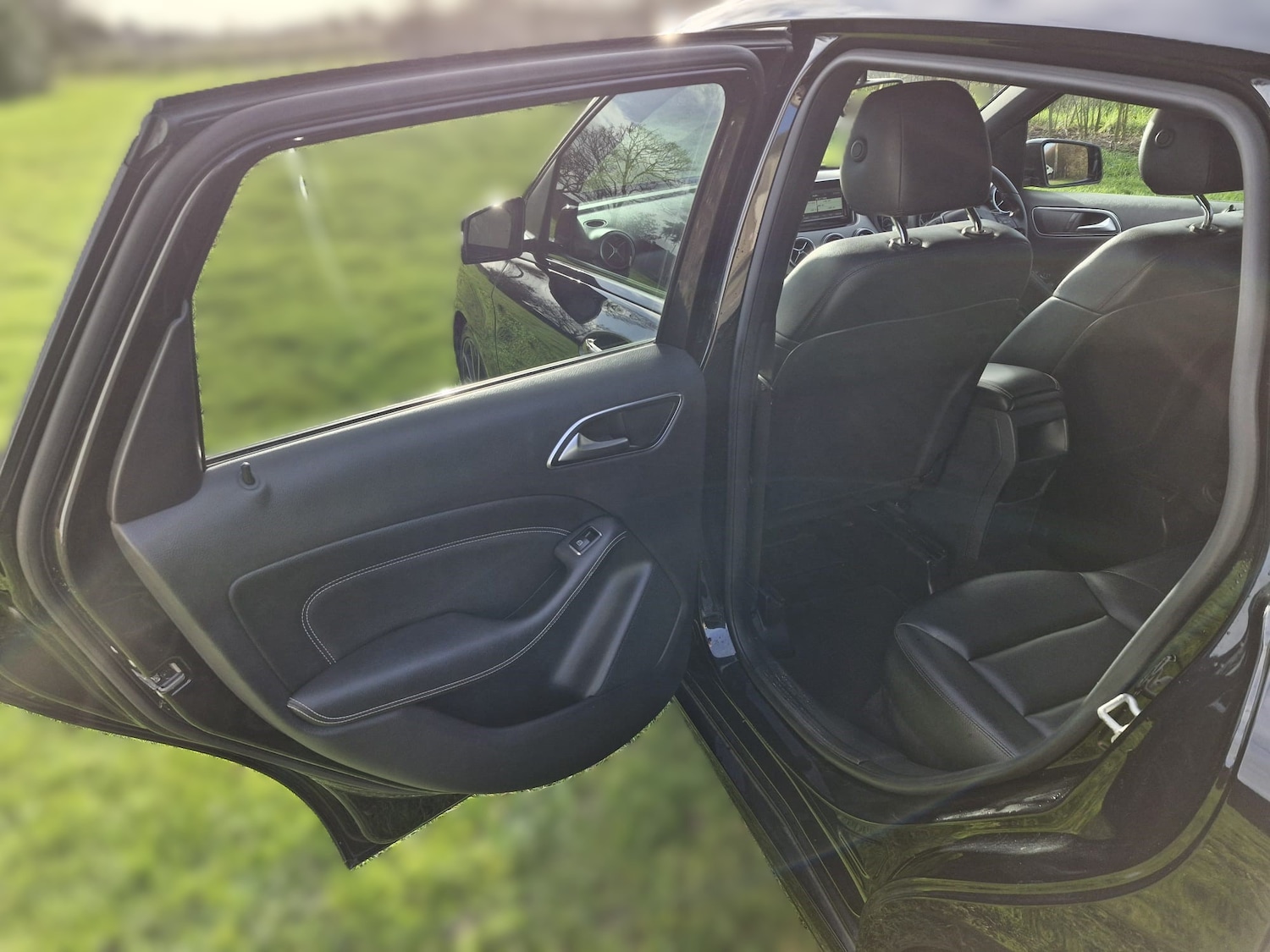 Used Mercedes-Benz B Class 2014 for sale - 77096097: Photo 27