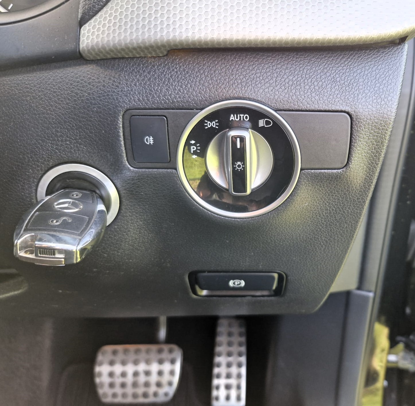 Used Mercedes-Benz B Class 2014 for sale - 77096097: Photo 33