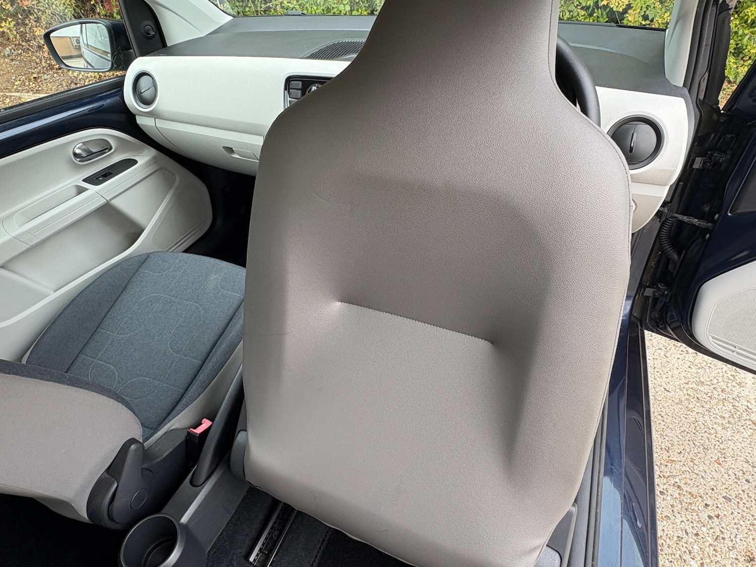 Used Volkswagen up! 2013 for sale - 76224977: Photo 15