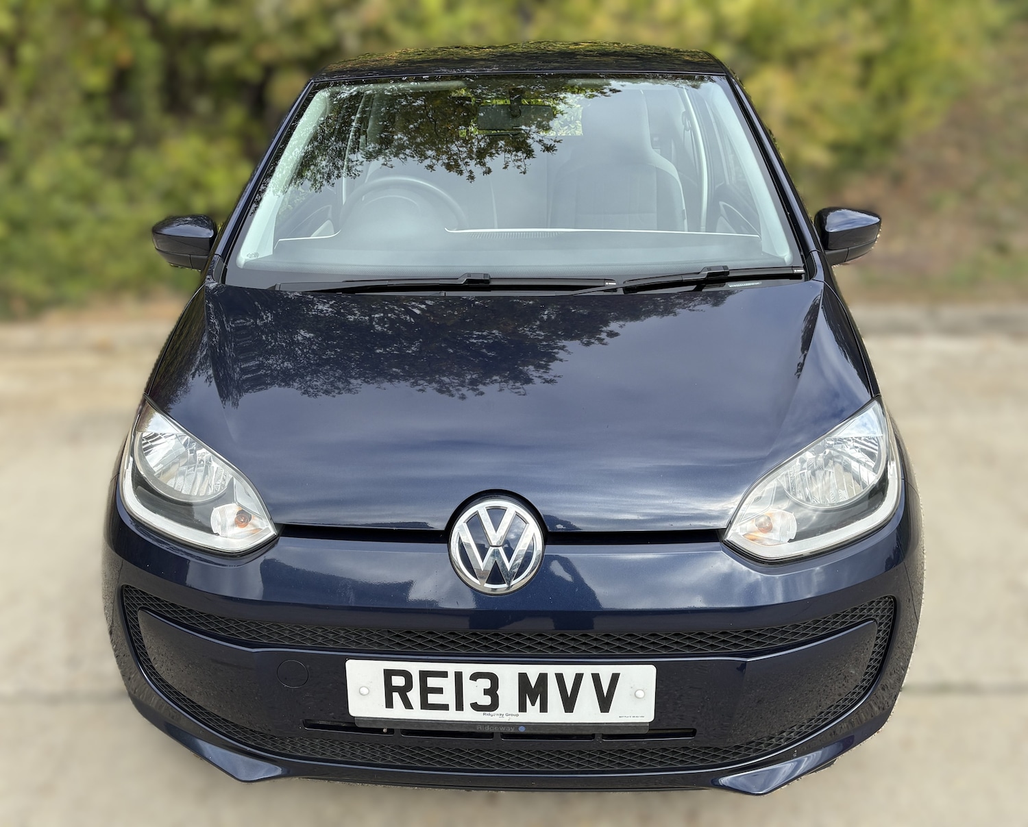 Used Volkswagen up! 2013 for sale - 76224977: Photo 2