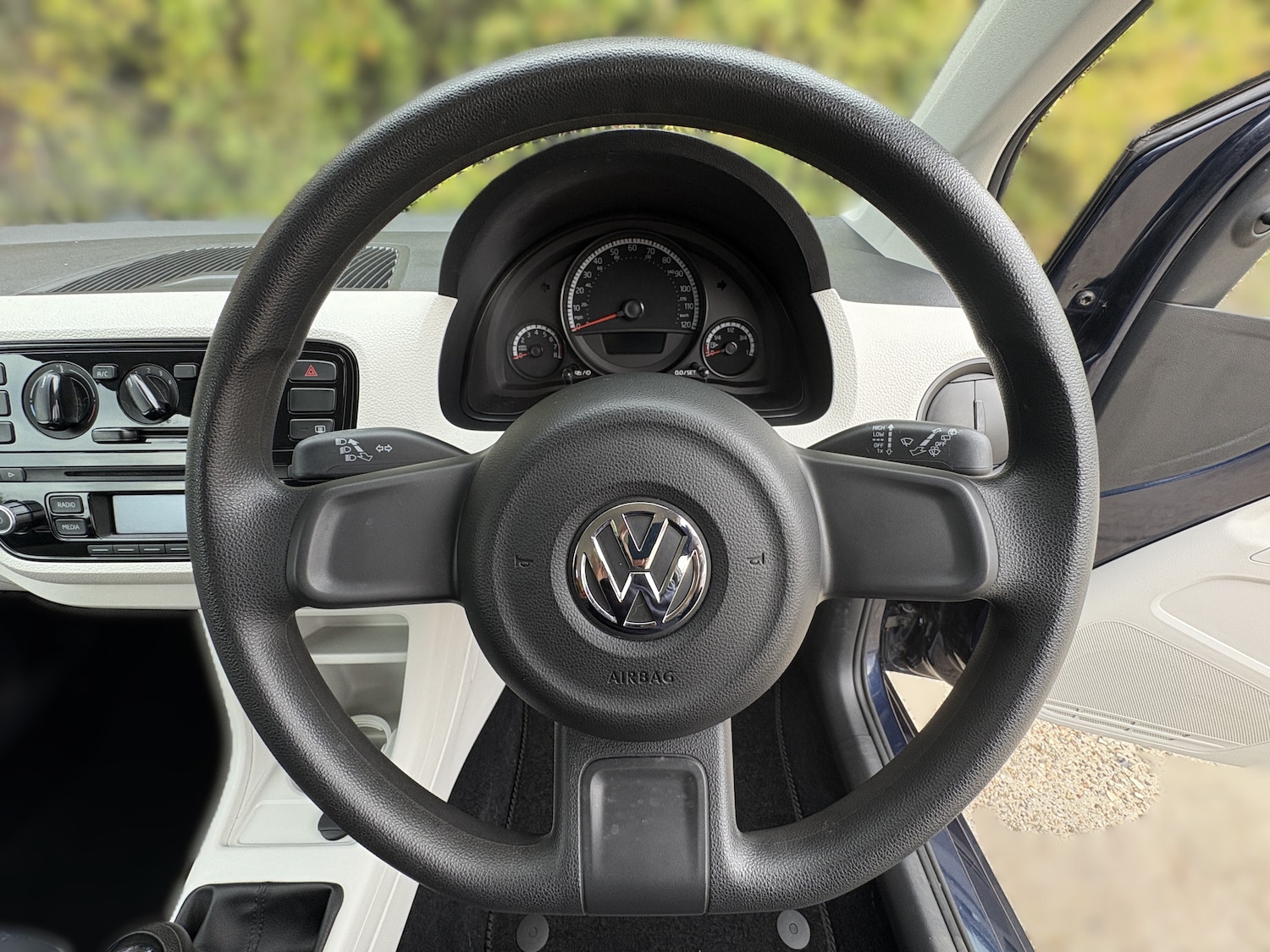 Used Volkswagen up! 2013 for sale - 76224977: Photo 22
