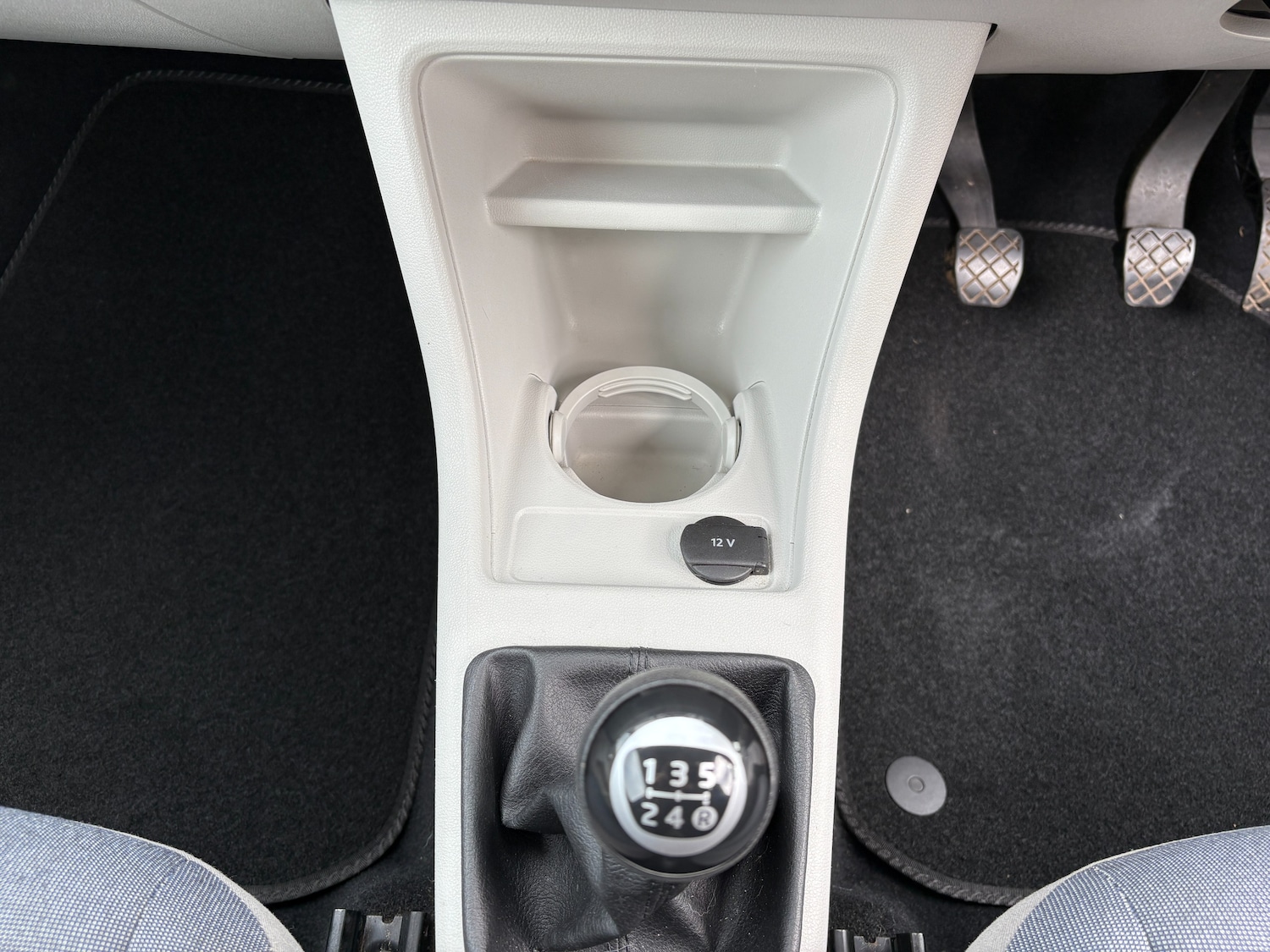 Used Volkswagen up! 2013 for sale - 76224977: Photo 27