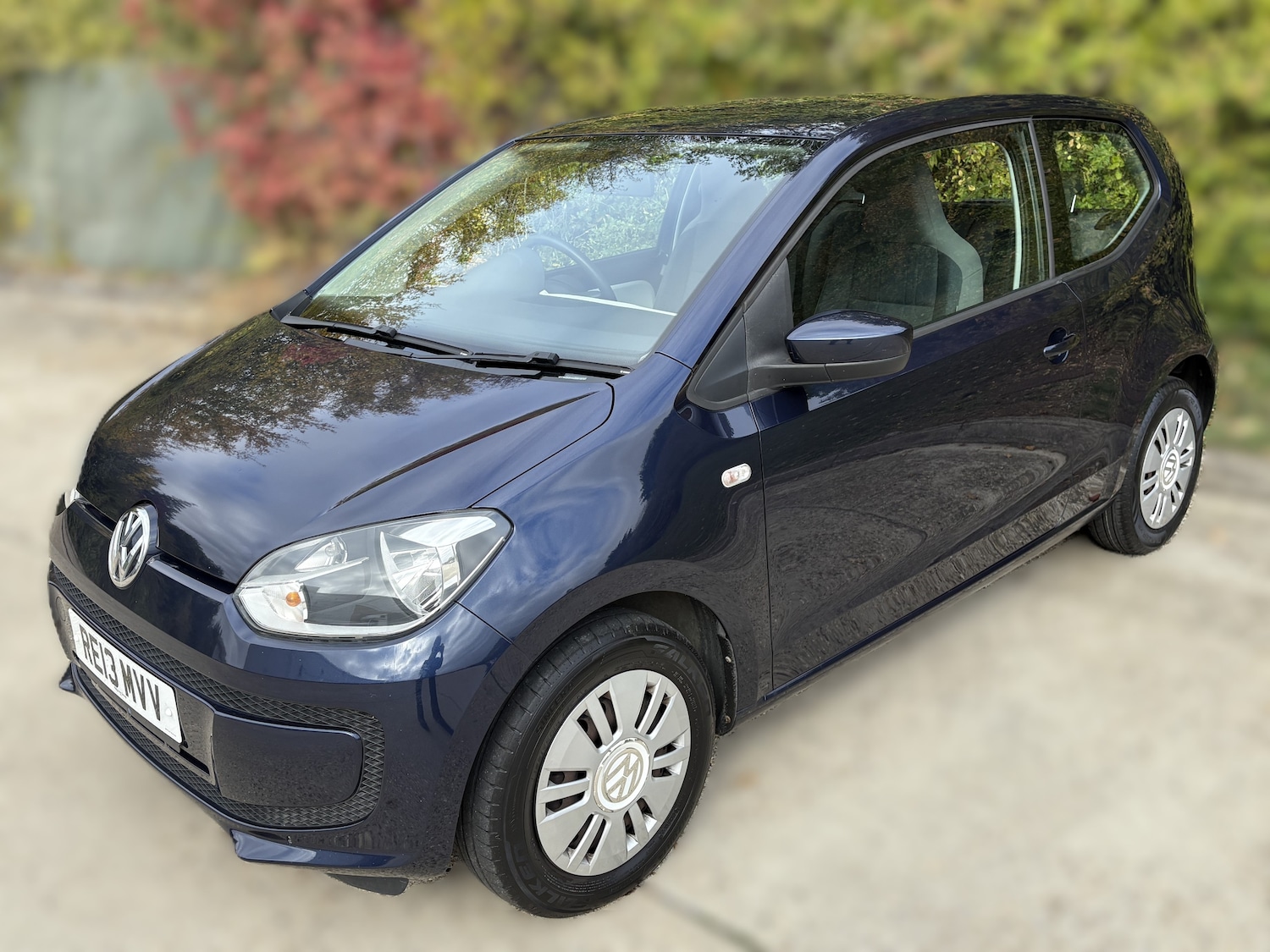 Used Volkswagen up! 2013 for sale - 76224977: Photo 3