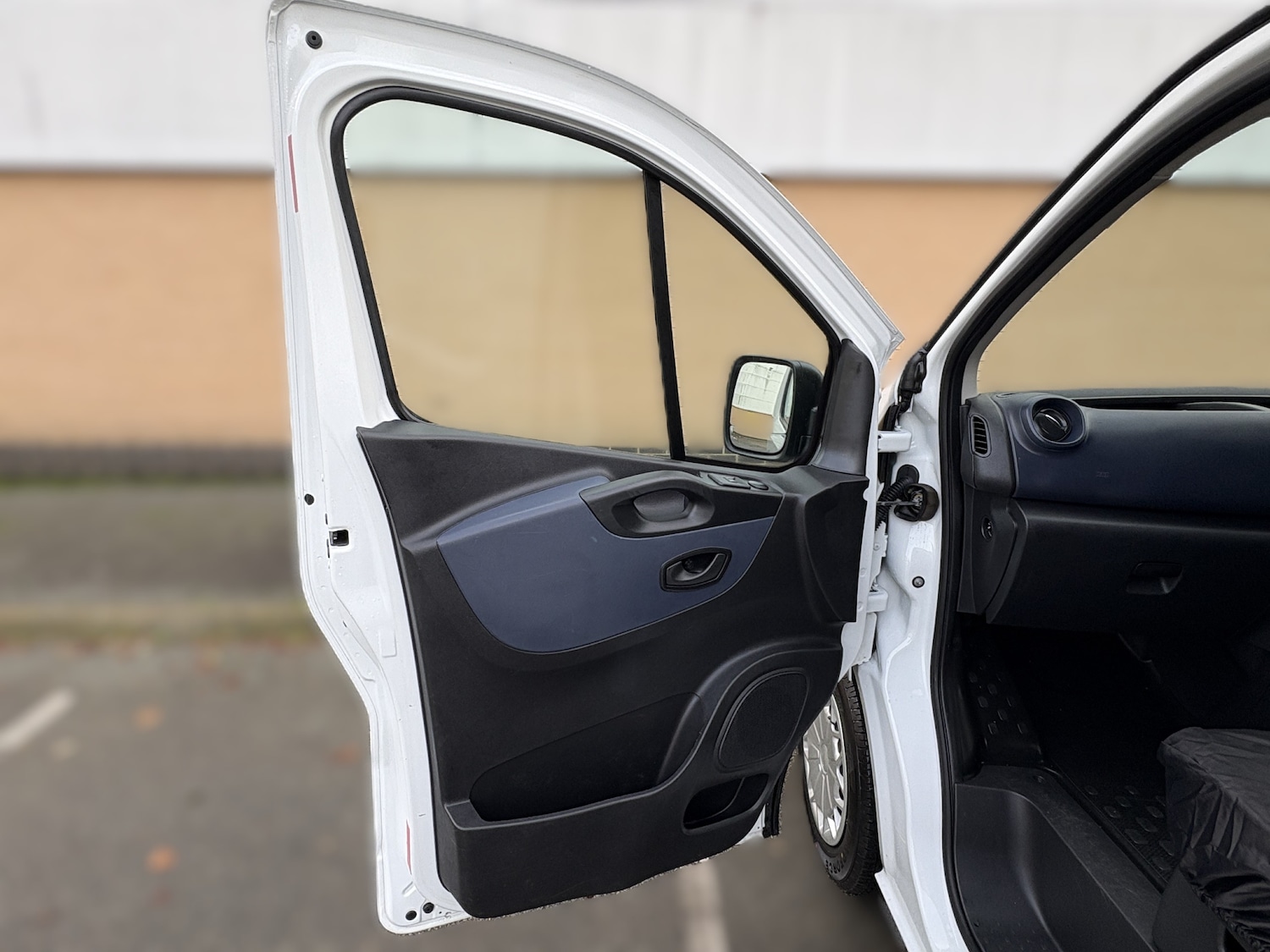 Used Vauxhall Vivaro 2018 for sale - 76535039: Photo 14
