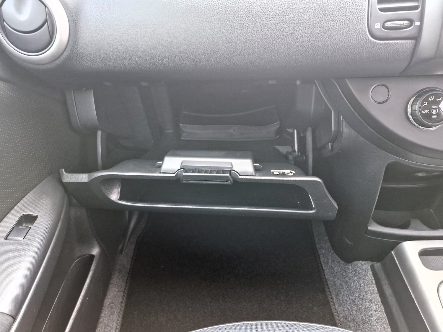 Used Nissan Note 2013 for sale - 77310937: Photo 17