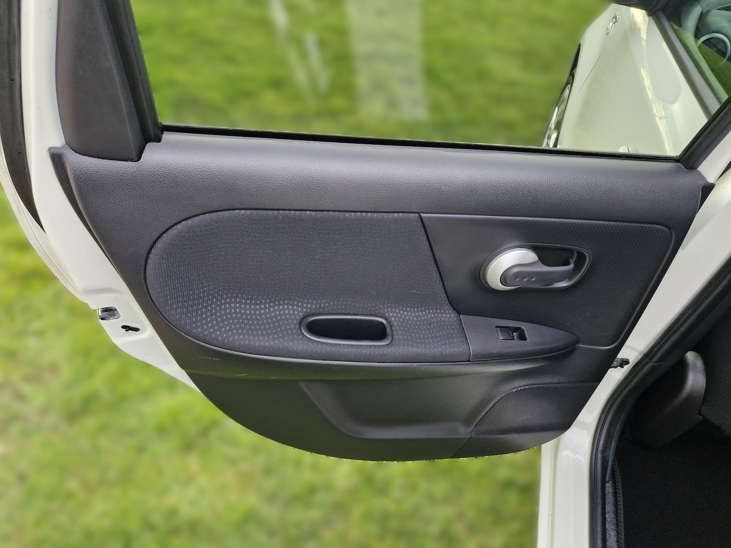 Used Nissan Note 2013 for sale - 77310937: Photo 33