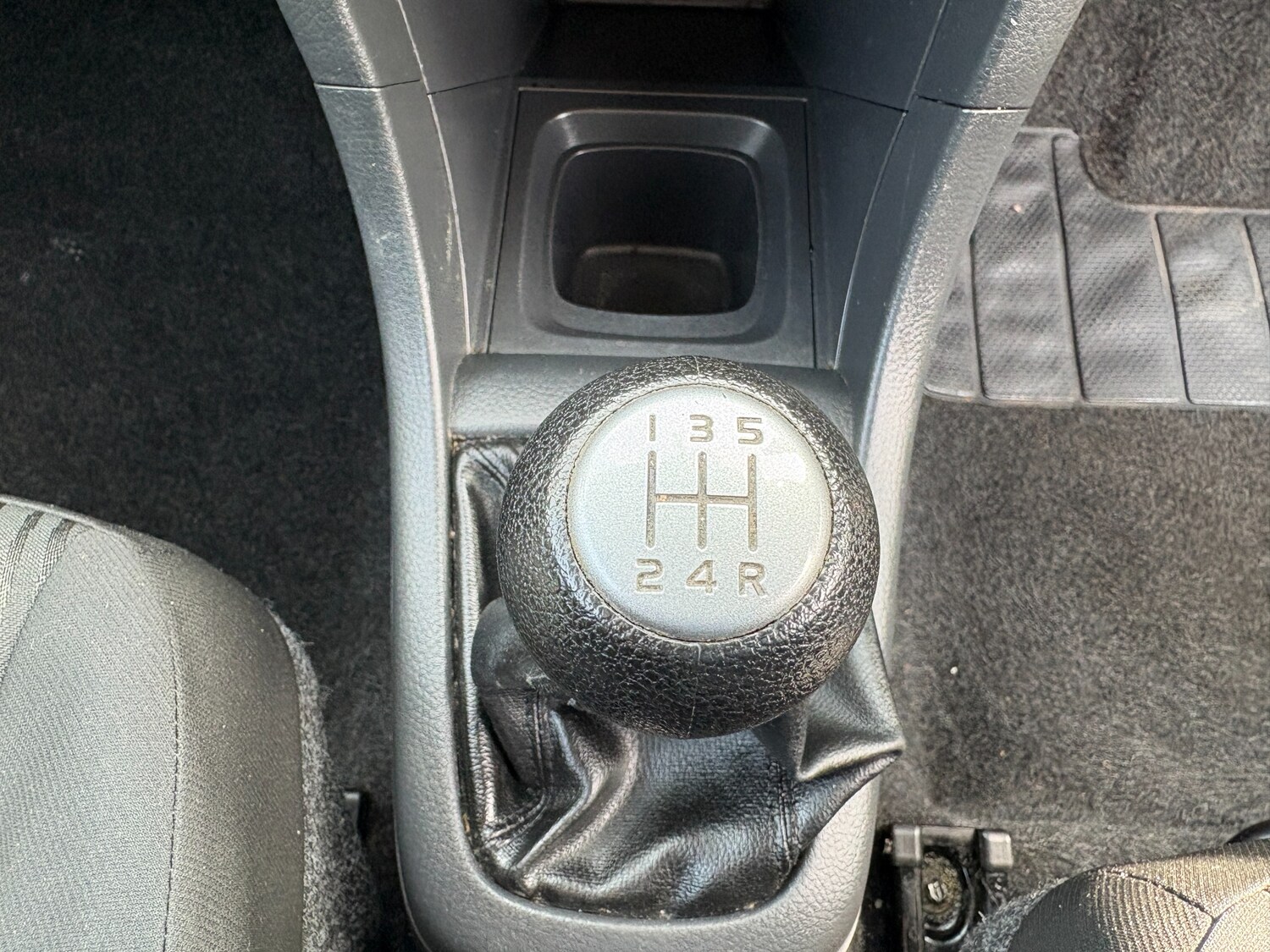 Used Suzuki Swift 2011 for sale - 78210576: Photo 25