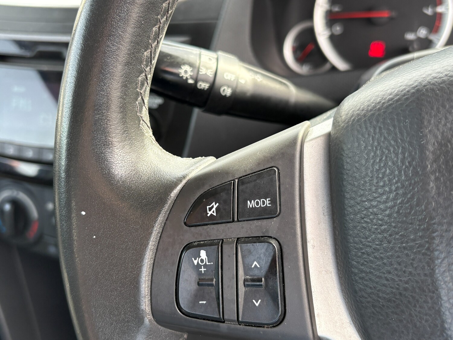 Used Suzuki Swift 2011 for sale - 78210576: Photo 30