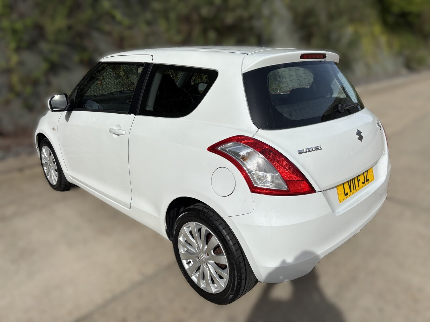 Used Suzuki Swift 2011 for sale - 78210576: Photo 6