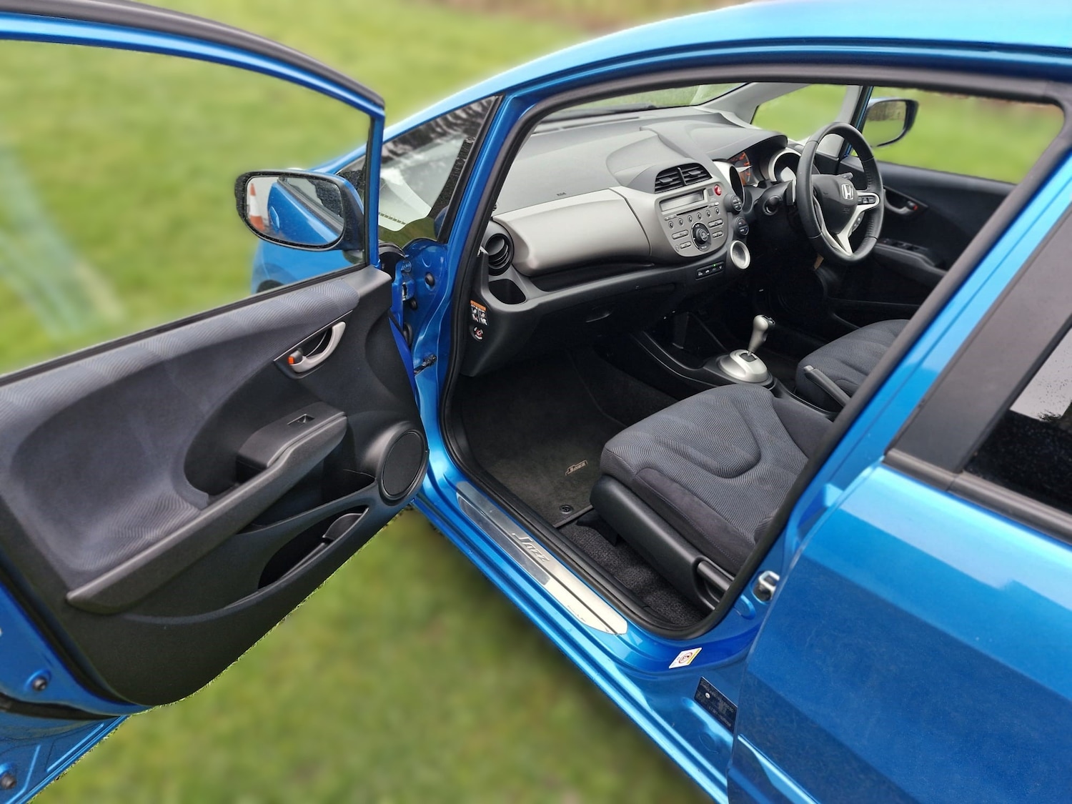 Used Honda Jazz 2009 for sale - 77408857: Photo 11