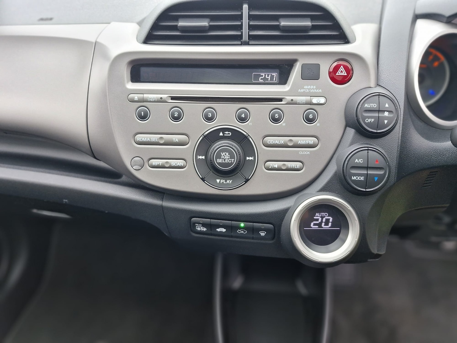 Used Honda Jazz 2009 for sale - 77408857: Photo 19