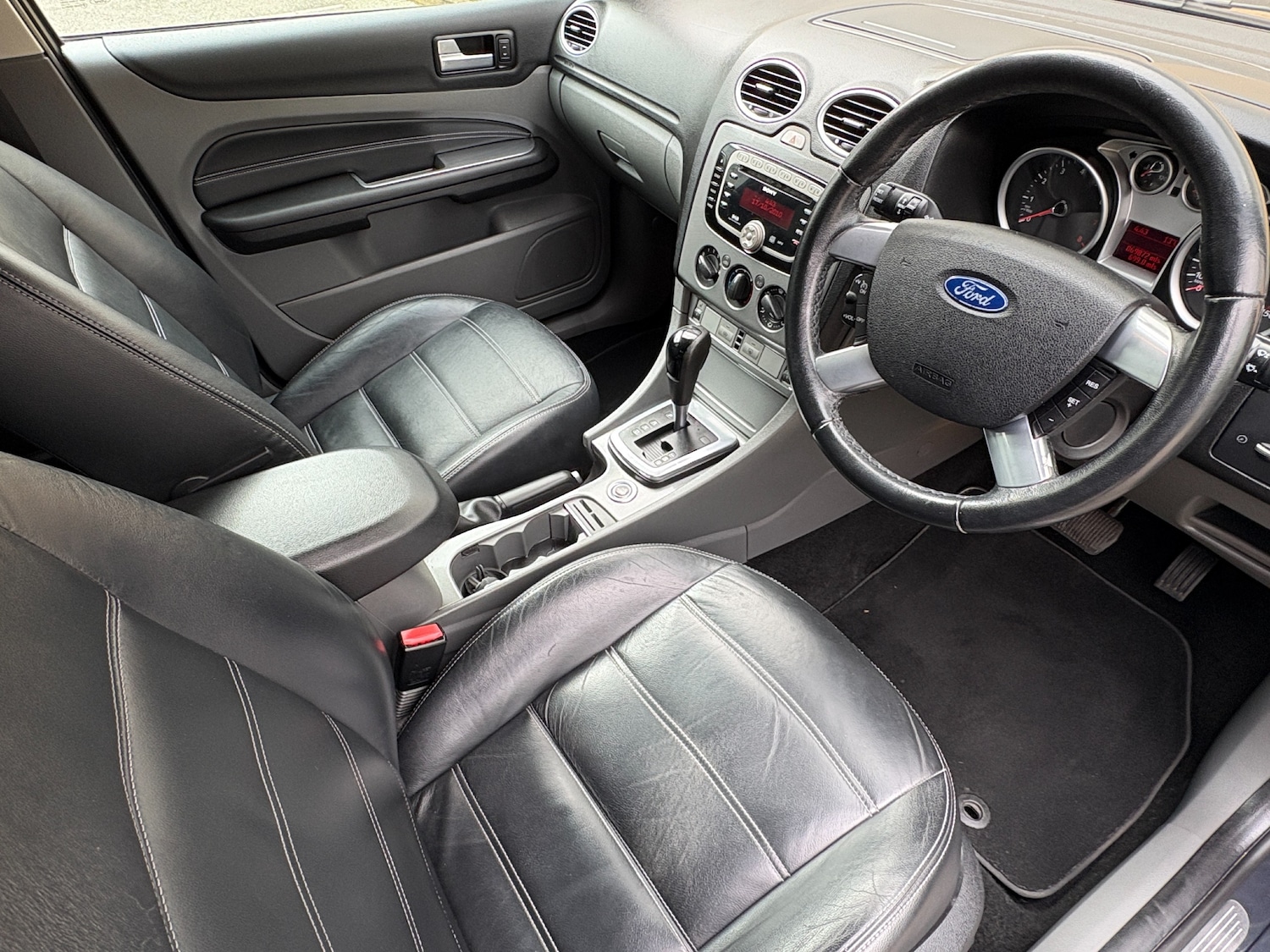 Used Ford Focus 2010 for sale - 78039468: Photo 12