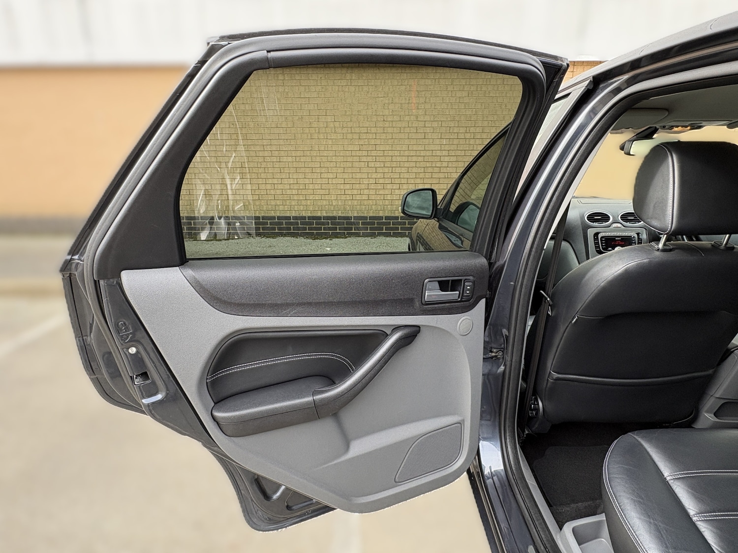 Used Ford Focus 2010 for sale - 78039468: Photo 30