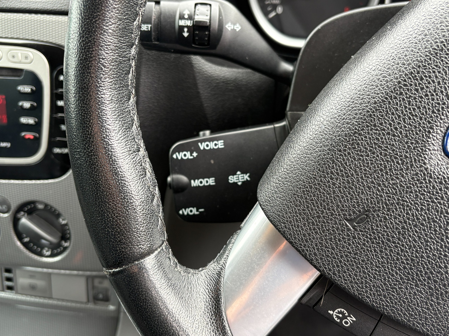 Used Ford Focus 2010 for sale - 78039468: Photo 36