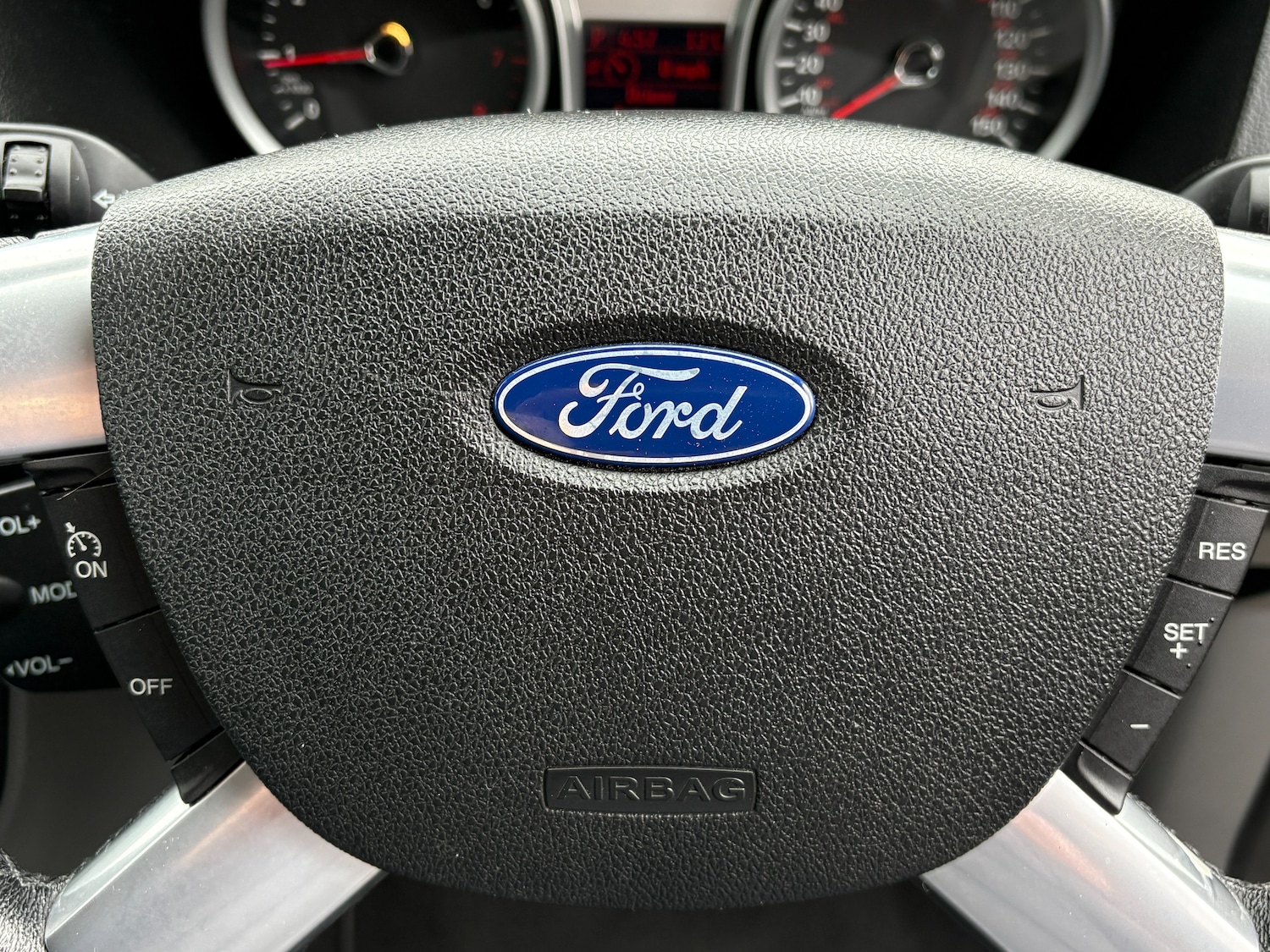 Used Ford Focus 2010 for sale - 78039468: Photo 37