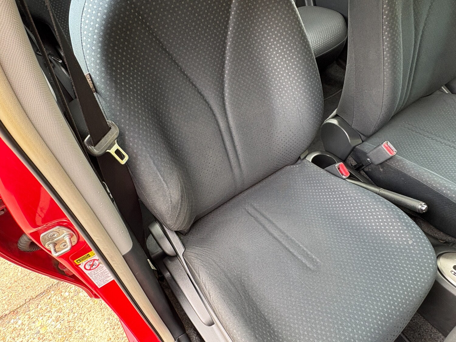 Used Toyota Yaris 2010 for sale - 78201561: Photo 25