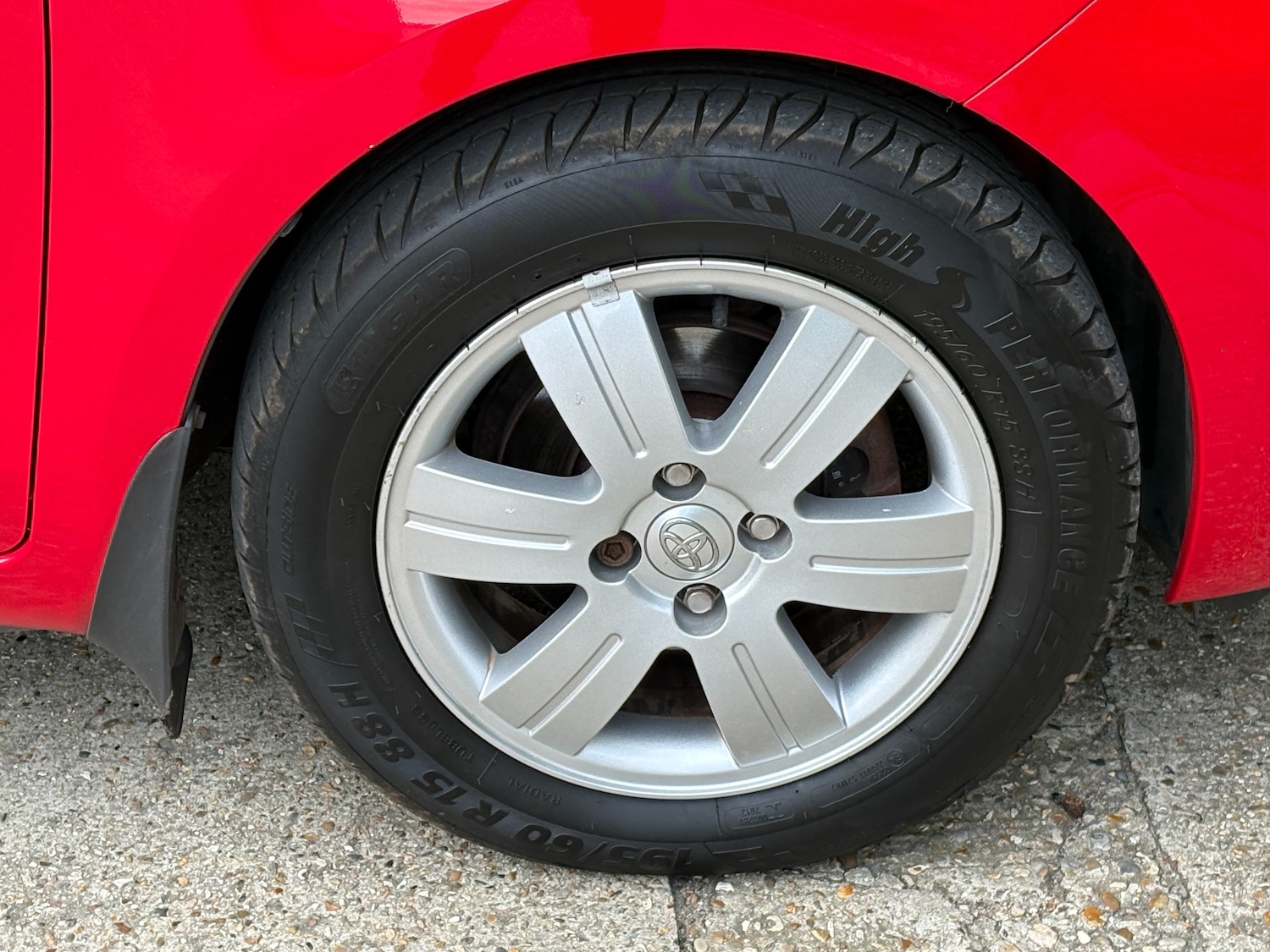 Used Toyota Yaris 2010 for sale - 78201561: Photo 43