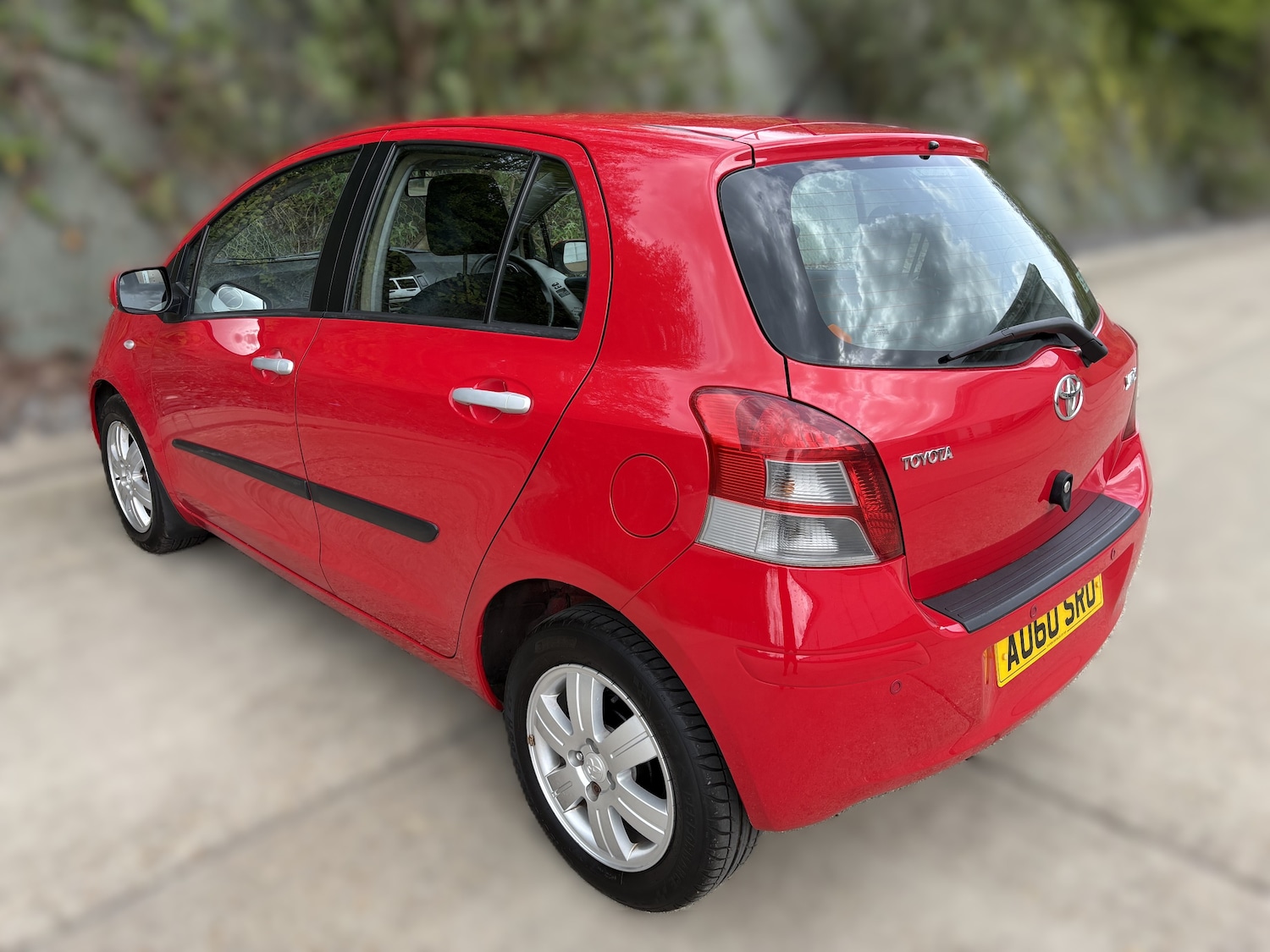 Used Toyota Yaris 2010 for sale - 78201561: Photo 6