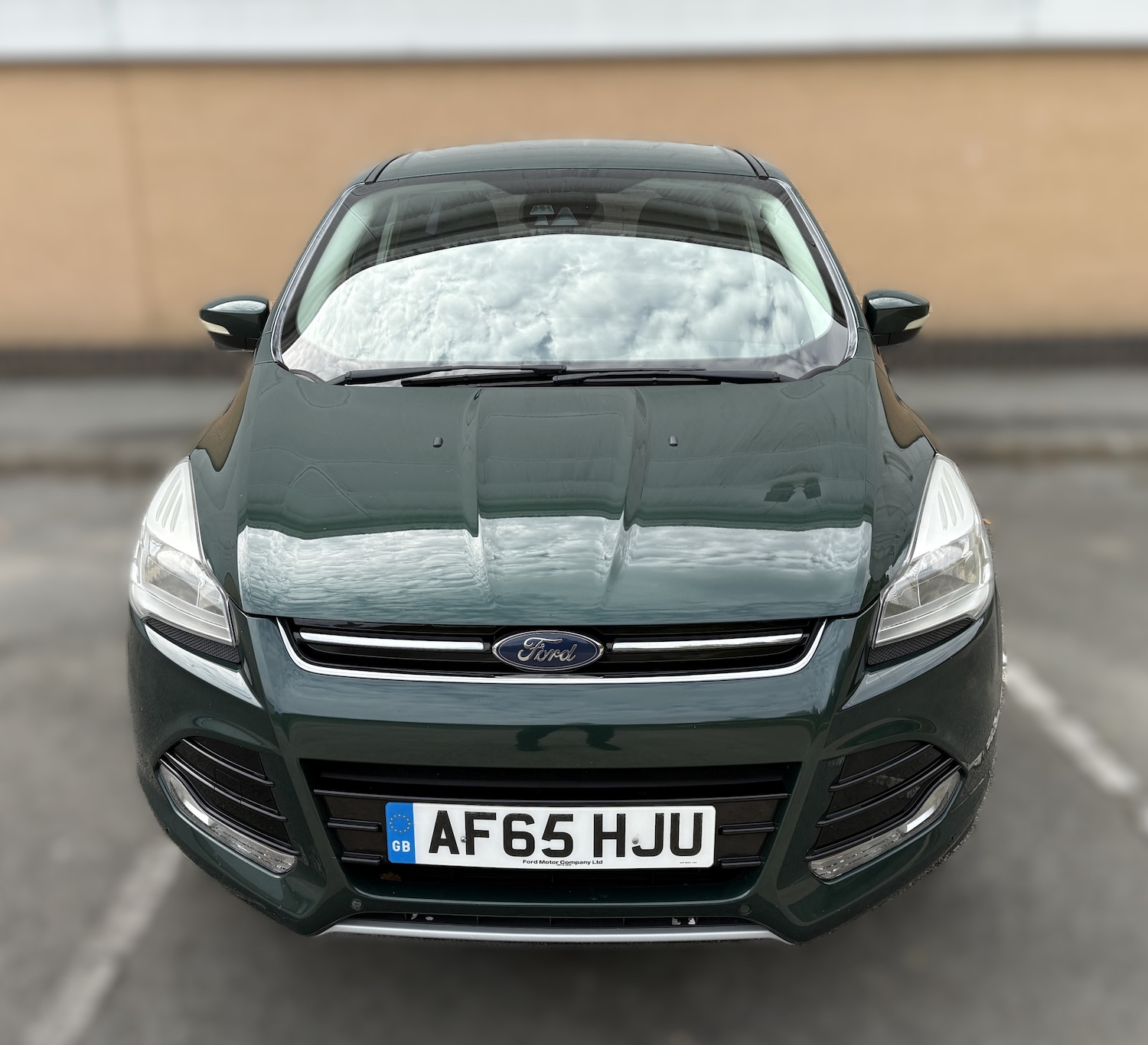 Used Ford Kuga 2015 for sale - 76149185: Photo 2